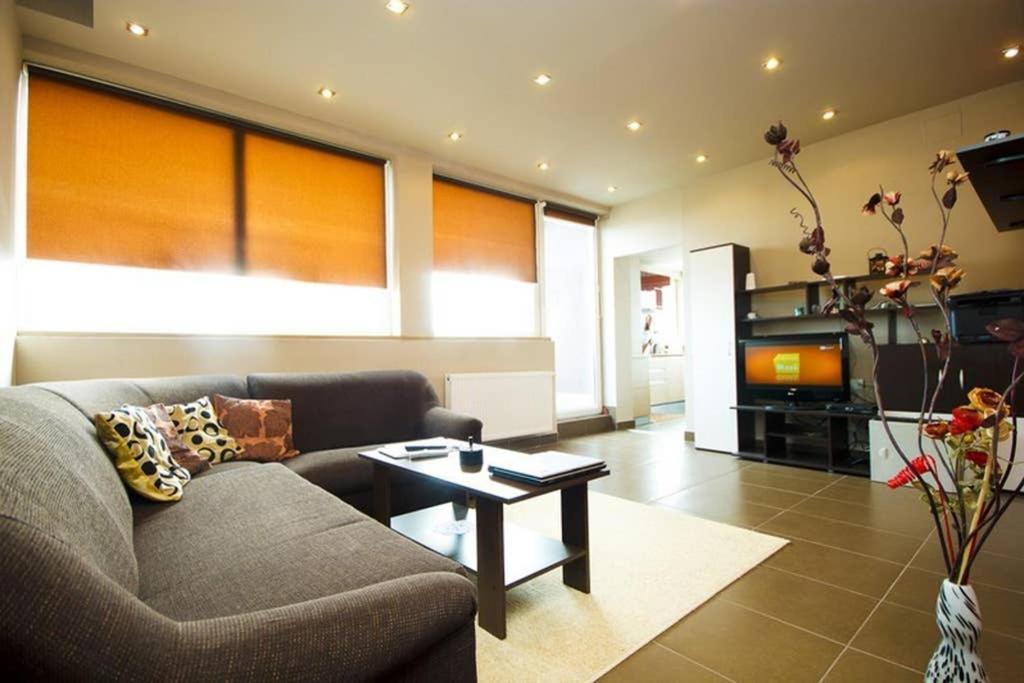 Penthouse Larry Apartment Bucharest Luaran gambar