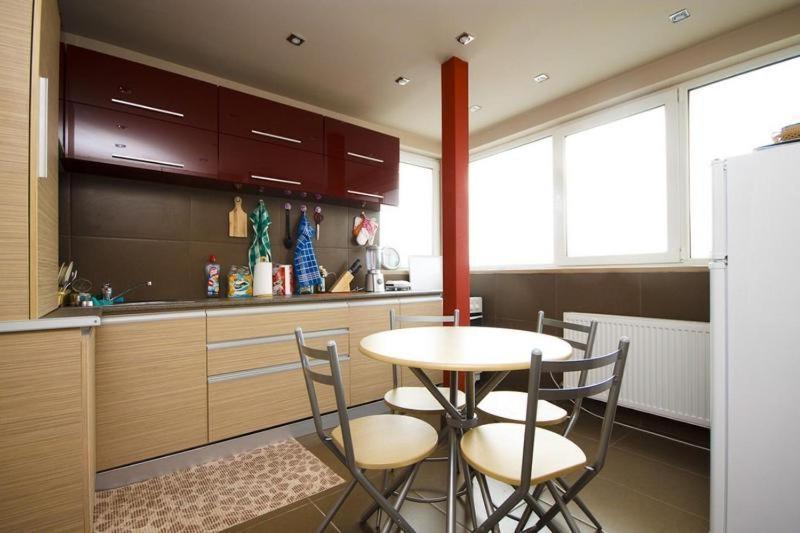 Penthouse Larry Apartment Bucharest Luaran gambar